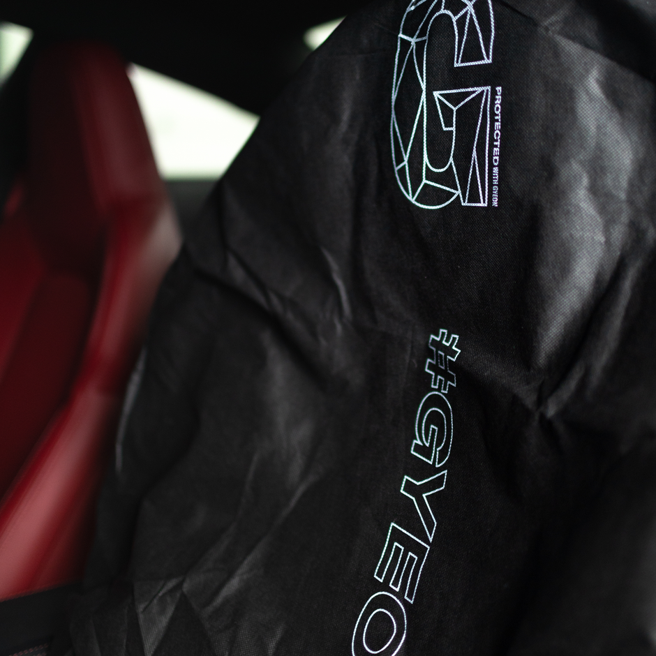 GYEON Q²M Seat Cover